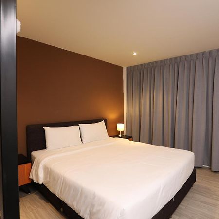Studio F Sukhumvit Bangkok Bagian luar foto