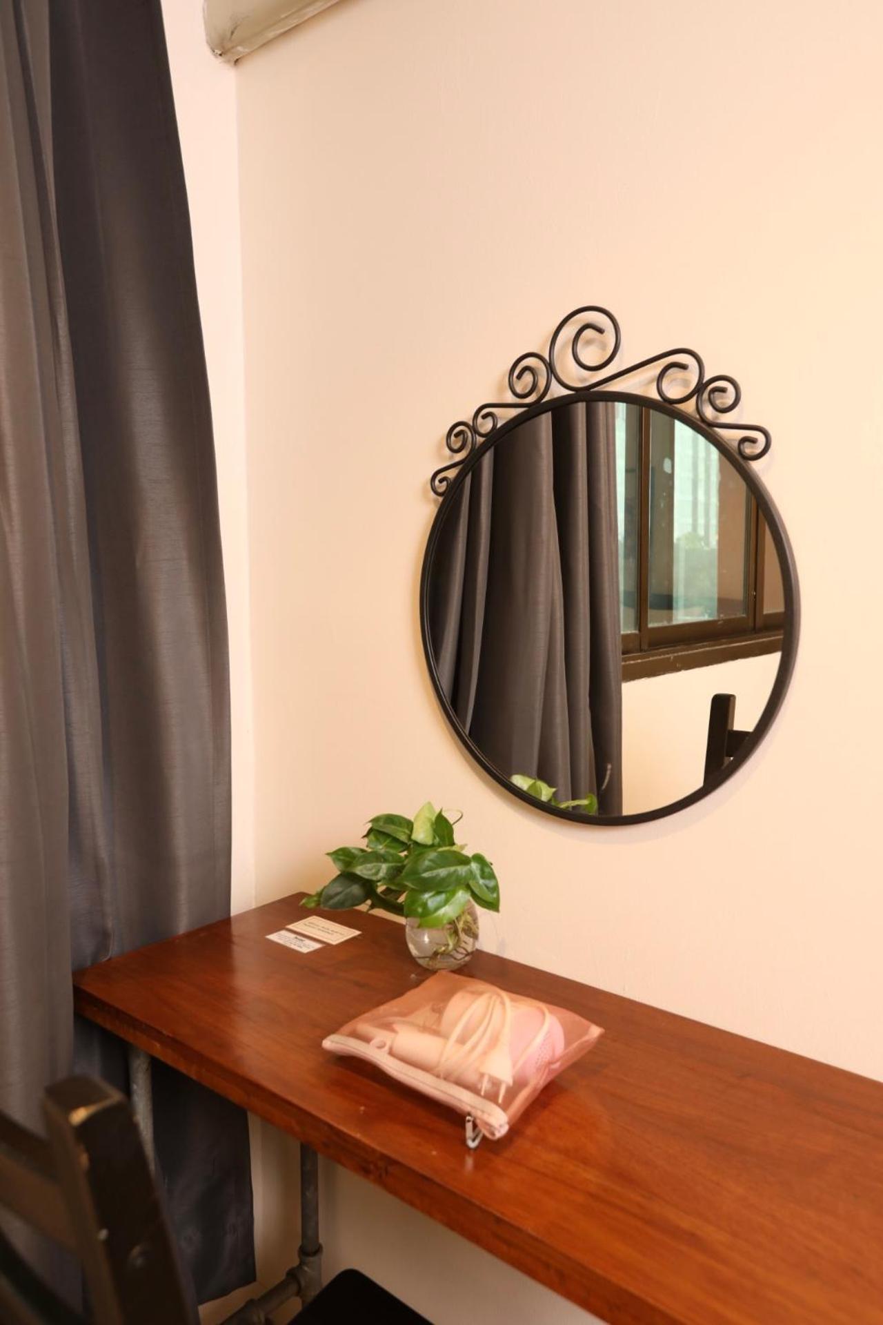 Studio F Sukhumvit Bangkok Bagian luar foto